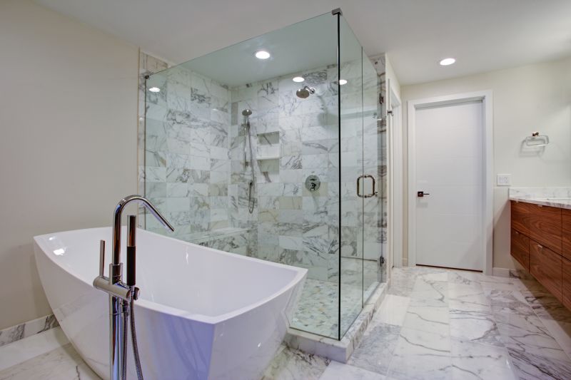 Modern Alcove Bathtub