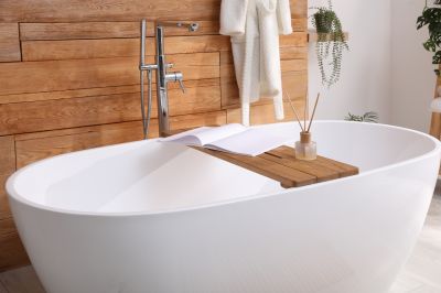 Freestanding Oval Tub